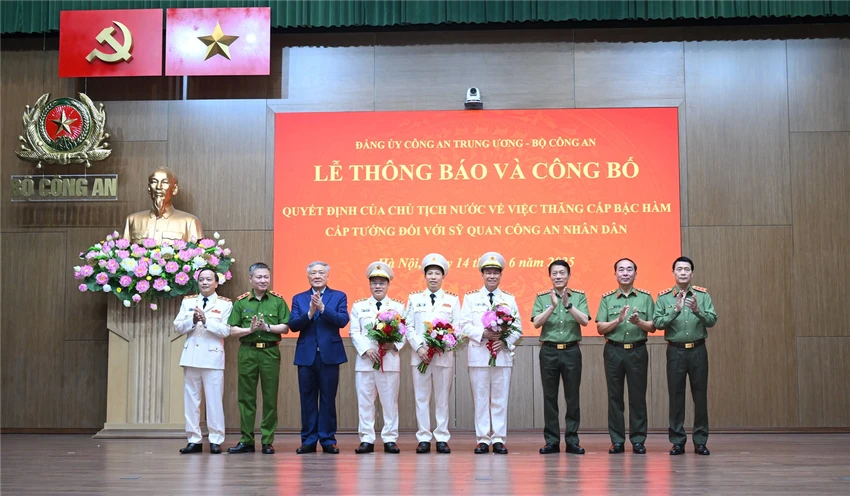 bo-cong-an (1).jpg