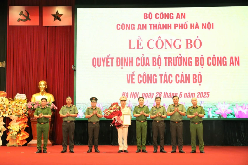 dai-ta-le-van-tuan (2).jpg