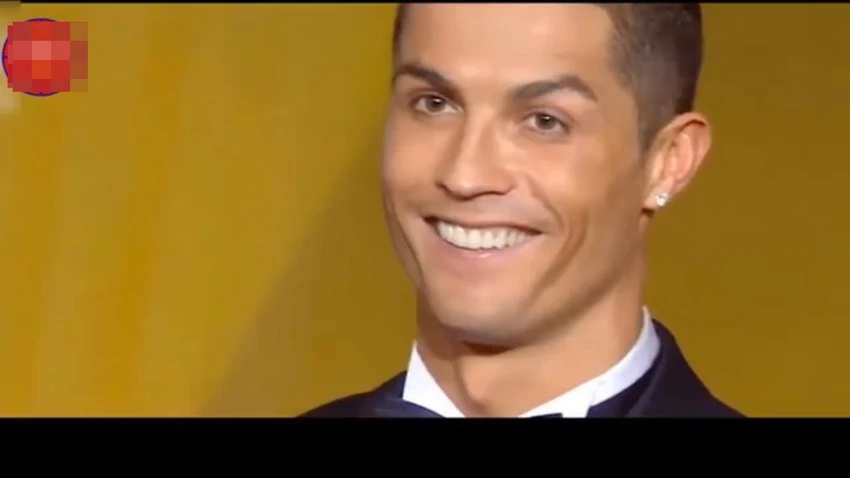 Cười vỡ bụng khi thấy Cristiano Ronaldo xuất hiện trong MV với Hương Tràm - Tin sao Viet - Tin tuc sao Viet - Scandal sao Viet - Tin tuc cua Sao - Tin cua Sao