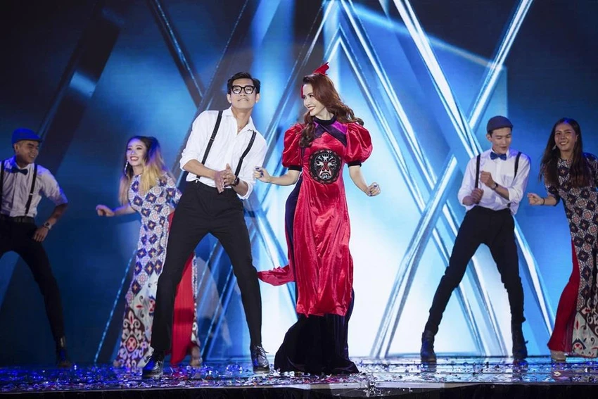 Hoa hậu Phan Thị Mơ trổ tài nhảy vũ điệu 'Cô Ba Sài Gòn' ảnh 3 Hoa hậu Phan Thị Mơ trổ tài nhảy vũ điệu 'Cô Ba Sài Gòn' ảnh 3
