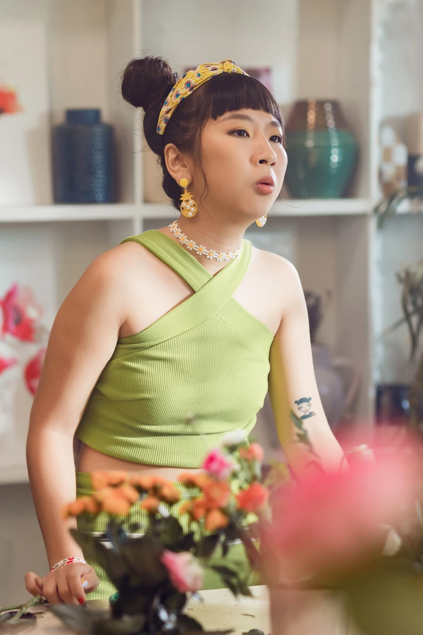 Phạm Quỳnh Anh trẻ trung, tươi mới trong teaser MV Xiêu lòng ảnh 3 Phạm Quỳnh Anh trẻ trung, tươi mới trong teaser MV Xiêu lòng ảnh 3