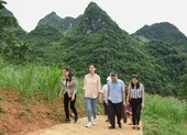 Hoa hậu Lương Thùy Linh khánh thành con đường tại Lũng Lìu