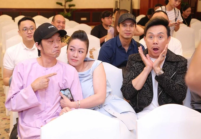 Nhiều nghệ sĩ chia buồn, tiếc thương danh hài Chí Tài ảnh 11 Nhiều nghệ sĩ chia buồn, tiếc thương danh hài Chí Tài ảnh 11