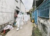 Tiểu Vy, Phương Anh mặc đồ bảo hộ xông pha cứu trợ xóm trọ nghèo
