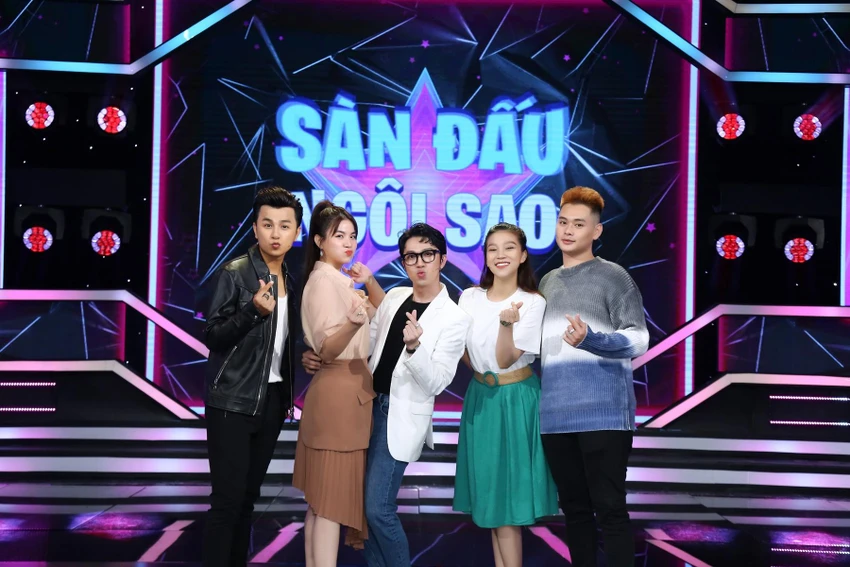 Những người chơi tham gia chương trình. Những người chơi tham gia chương trình.