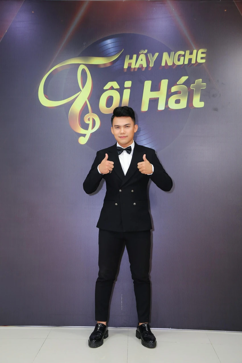 Lê Thái Sơn tại chương trình. Lê Thái Sơn tại chương trình.