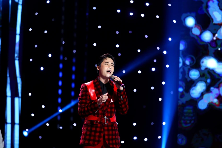 Minh Sang với bài hát Vô cùng. Ảnh: CTCC Minh Sang với bài hát Vô cùng. Ảnh: CTCC