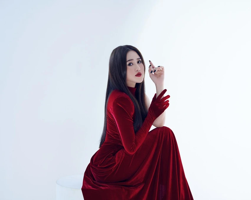 Lê Thu Uyên là quán quân Hãy nghe tôi hát.
