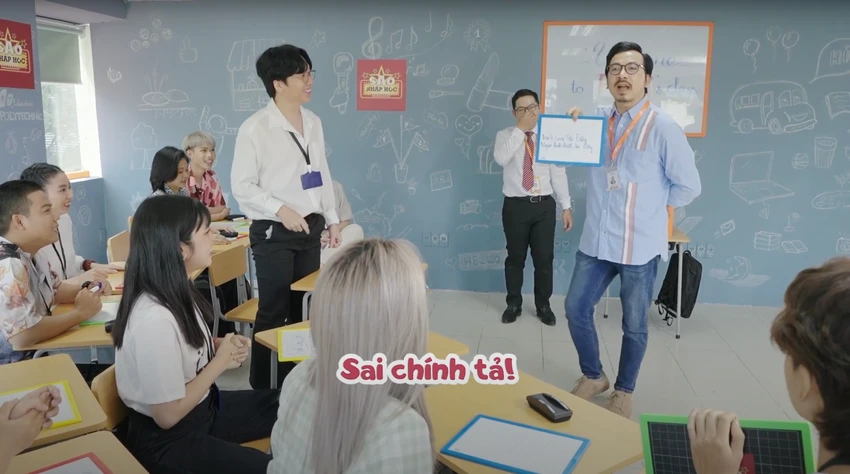 Thầy Xoay trở lại với chương trình. Thầy Xoay trở lại với chương trình.