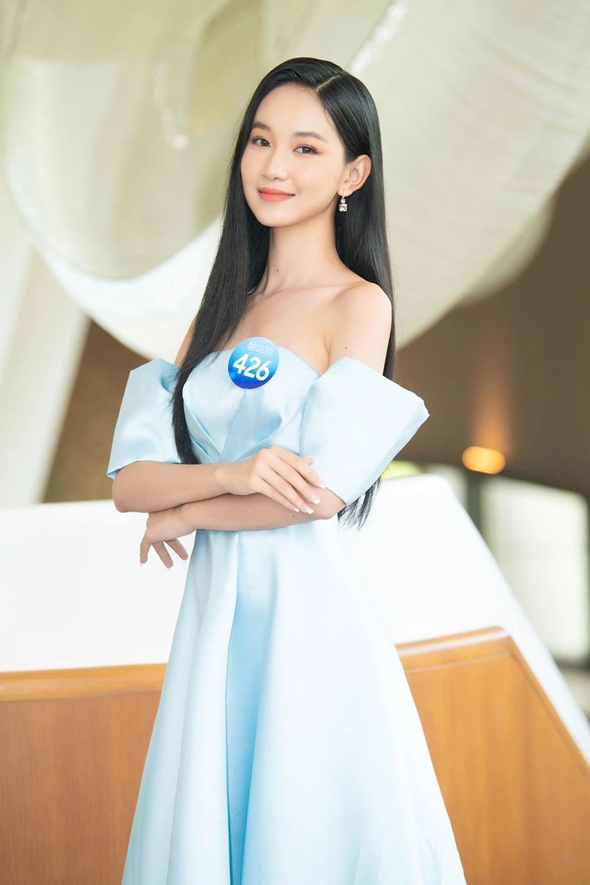 Thí sinh Lê Trúc Linh. Thí sinh Lê Trúc Linh.