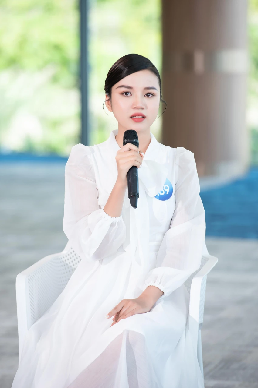 Thí sinh Thanh Thúy. Thí sinh Thanh Thúy.