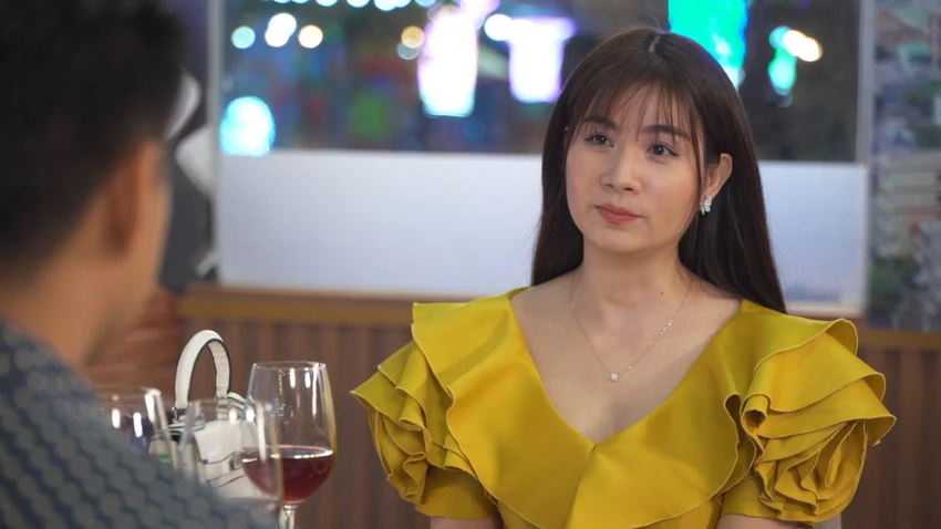 Thanh Vân nói chuyện với Khôi.
