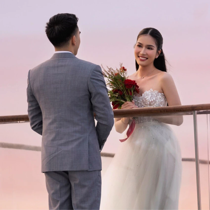 Á Hậu Phương Anh. Á Hậu Phương Anh.