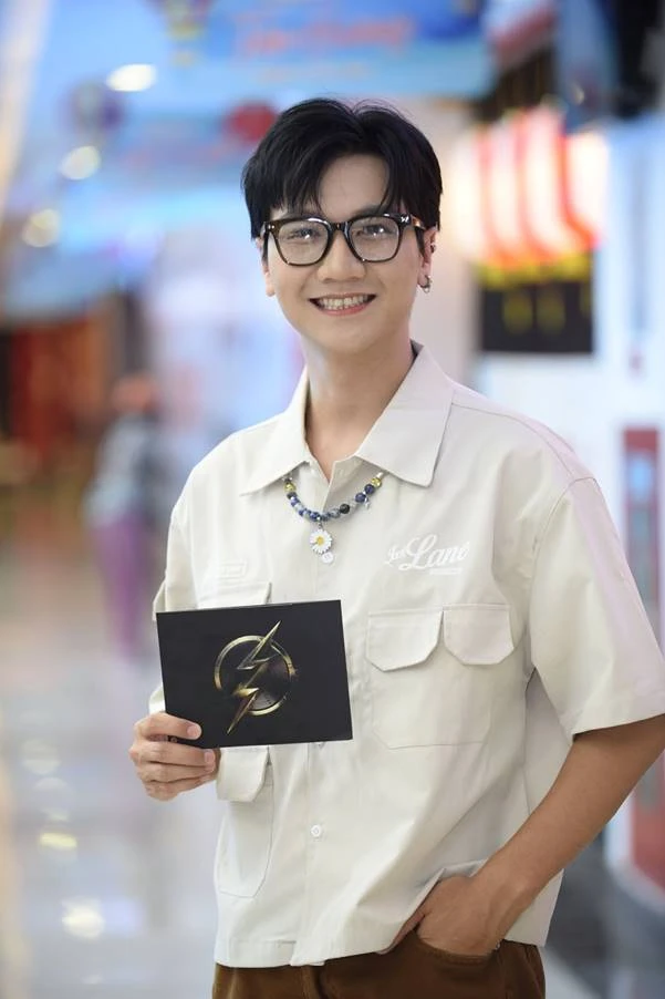 MC Công Tố.