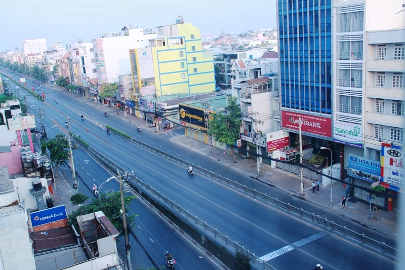 Phố Sài Gòn lãng mạn ngày đầu năm ảnh 8 Phố Sài Gòn lãng mạn ngày đầu năm ảnh 8