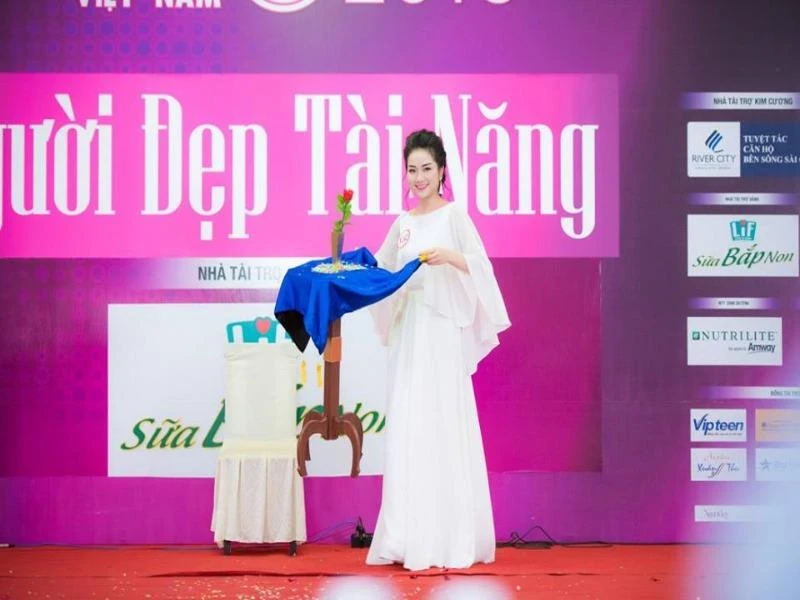 Phùng Lan Hương