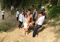 Manh mối tìm ra nhóm đâm chết người nhà con nợ ở quận 3 ảnh 23 Đau lòng 3 học sinh tử vong và mất tích trên sông Lam