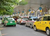 Tình huống khẩn cấp, người dân TP.HCM di chuyển bằng cách nào?