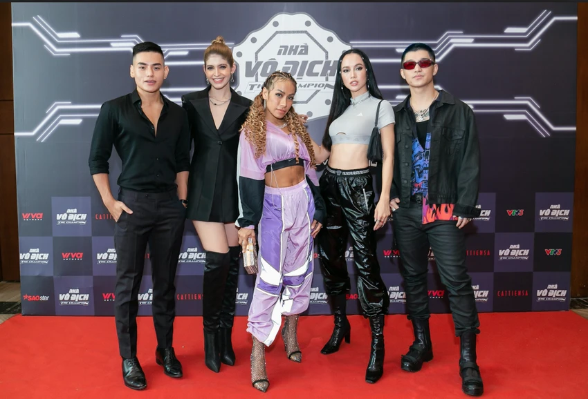 Hoa khôi làng võ Châu Tuyết Vân tham gia show võ thuật ‘Nhà vô địch’ ảnh 4 Hoa khôi làng võ Châu Tuyết Vân tham gia show võ thuật ‘Nhà vô địch’ ảnh 4