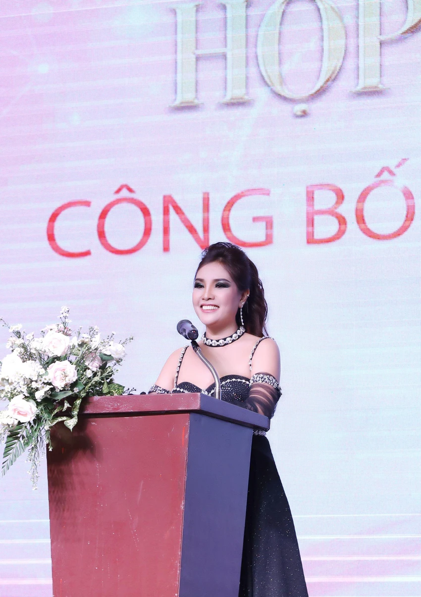 Hoa hậu Đặng Gia Bena – Trưởng BTC. Ảnh: NGUYỄN TRÀ Hoa hậu Đặng Gia Bena – Trưởng BTC. Ảnh: NGUYỄN TRÀ
