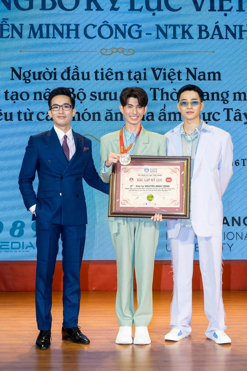 NTK Nguyễn Minh Công. Ảnh: FBNV NTK Nguyễn Minh Công. Ảnh: FBNV
