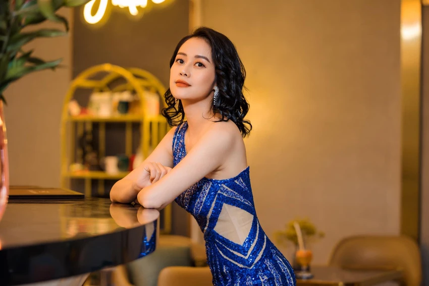 MC Phí Linh là cựu sinh viên Học viện Báo chí và Tuyên truyền MC Phí Linh là cựu sinh viên Học viện Báo chí và Tuyên truyền