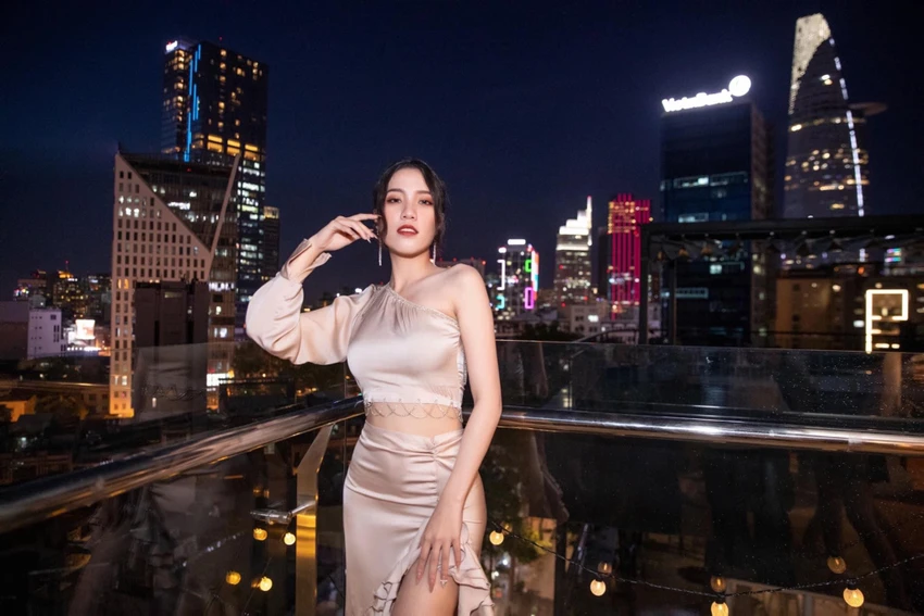 Trương Mỹ Hoài Tiên cao 1m73 xuất sắc vào Top 5 chiến thắng Người đẹp áo , Top 5 chiến thắng Người đẹp biển Trương Mỹ Hoài Tiên cao 1m73 xuất sắc vào Top 5 chiến thắng Người đẹp áo , Top 5 chiến thắng Người đẹp biển