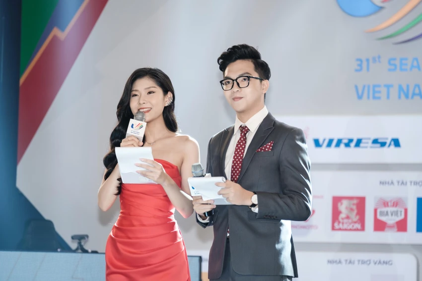 Khánh An xinh đẹp hoạt ngôn tại SEA Games 31. Ảnh: NVCC Khánh An xinh đẹp hoạt ngôn tại SEA Games 31. Ảnh: NVCC