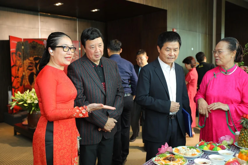 NSƯT Bảo Quốc tại chương trình của Hiệp hội Văn hóa Ẩm thực Việt Nam tổ chức. Ảnh: BTC NSƯT Bảo Quốc tại chương trình của Hiệp hội Văn hóa Ẩm thực Việt Nam tổ chức. Ảnh: BTC