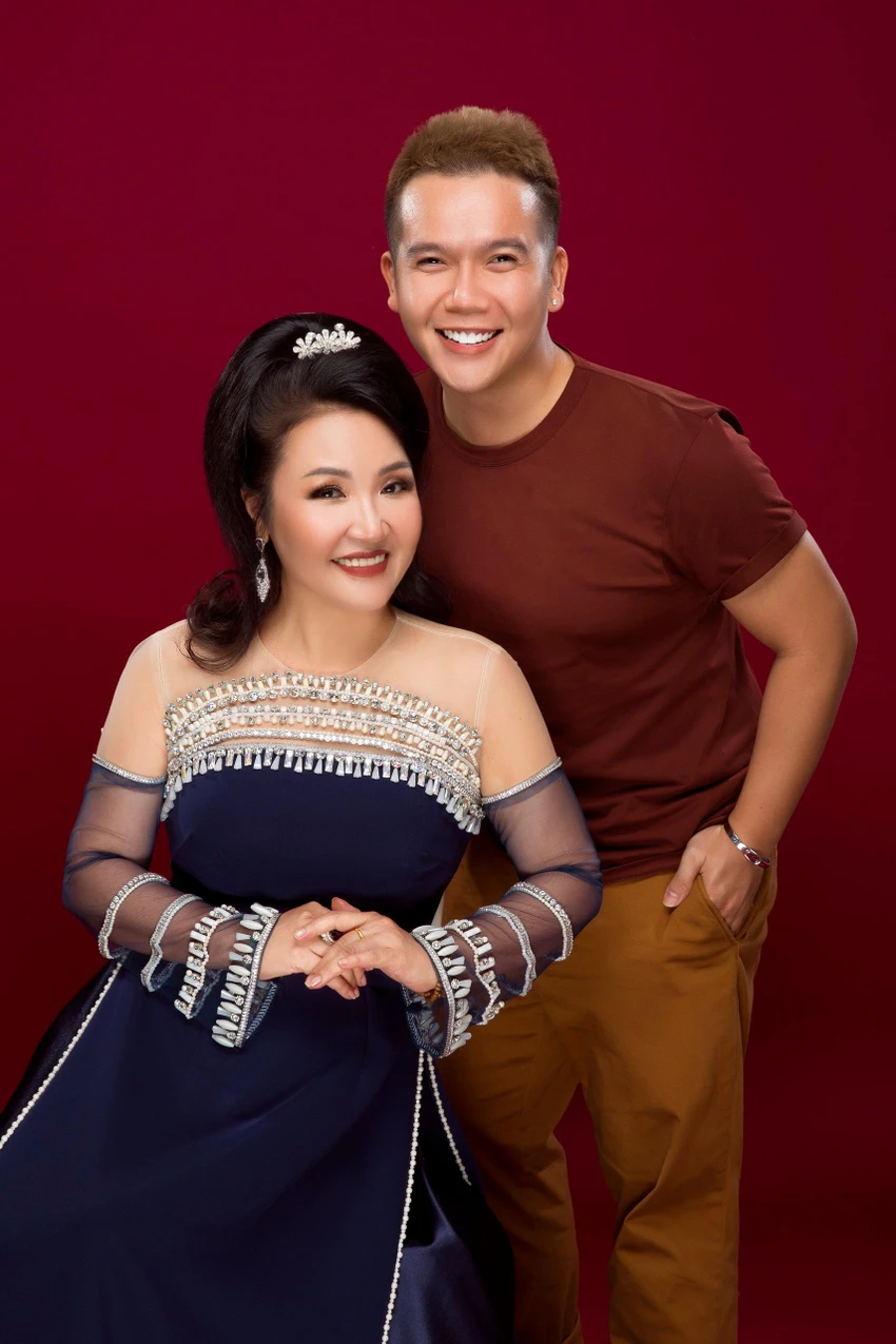 Nghệ sĩ Ngân Quỳnh và NTK Minh Châu