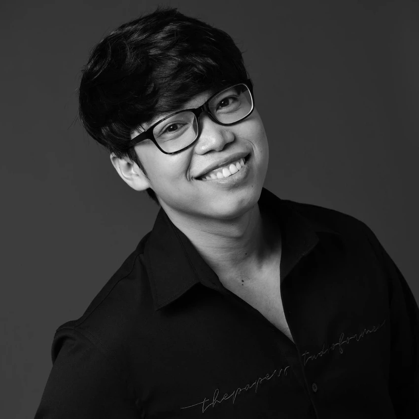 Nguyễn Hữu Anh (sinh năm 1990) là cựu sinh viên Đại học Ngoại thương Nguyễn Hữu Anh (sinh năm 1990) là cựu sinh viên Đại học Ngoại thương