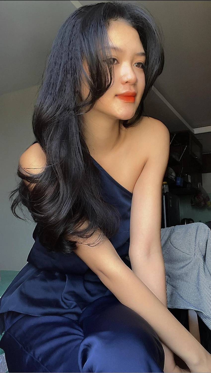 Võ Thị Thương xinh đẹp quyến rũ với mái tóc ngắn Võ Thị Thương xinh đẹp quyến rũ với mái tóc ngắn