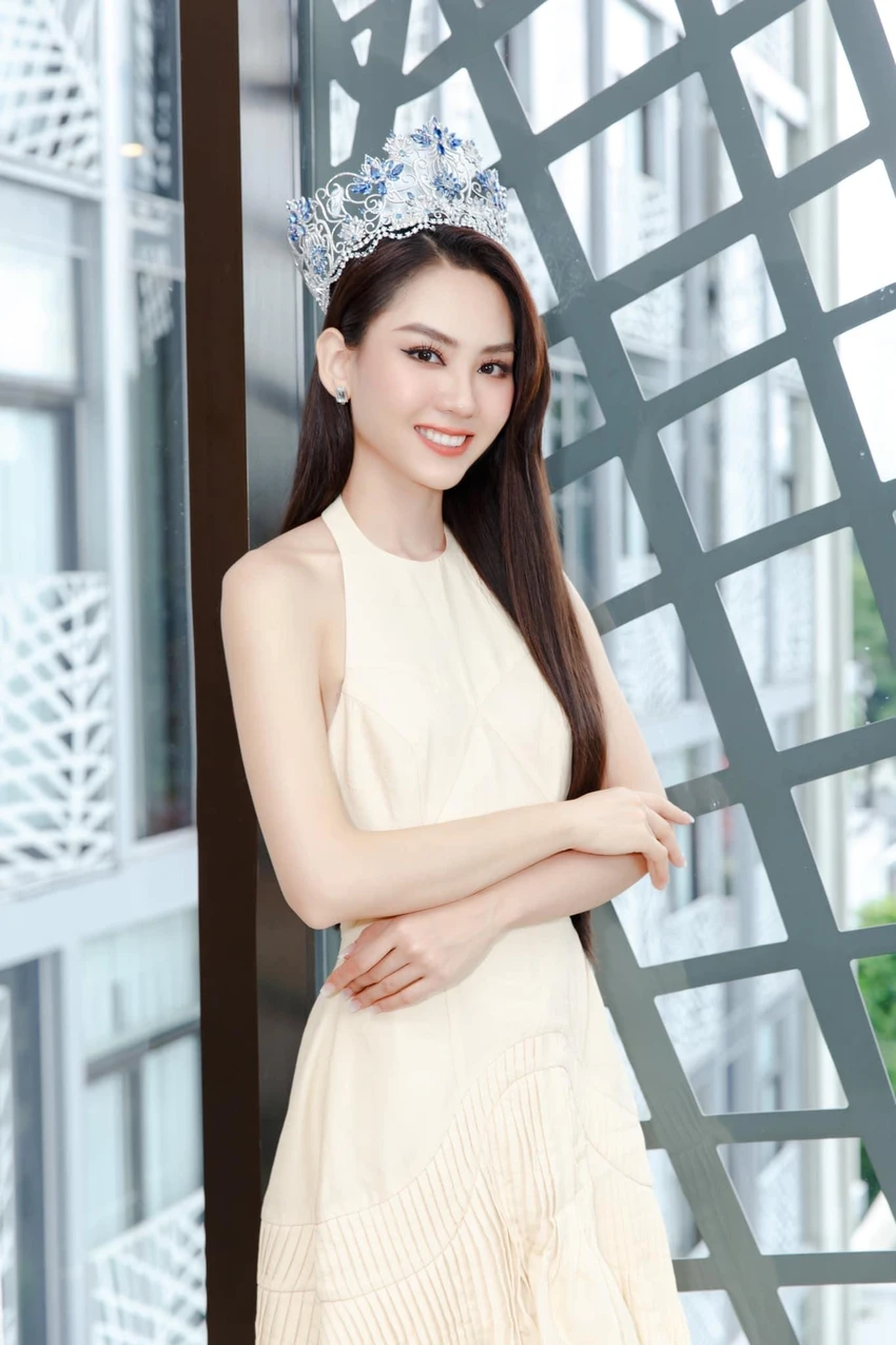 Hoa hậu Mai Phương: 'Quyết định mang vương miện Miss World Vietnam 2022 đến với buổi đấu giá gây quỹ từ thiện là tâm nguyện của tôi' Hoa hậu Mai Phương: 'Quyết định mang vương miện Miss World Vietnam 2022 đến với buổi đấu giá gây quỹ từ thiện là tâm nguyện của tôi'