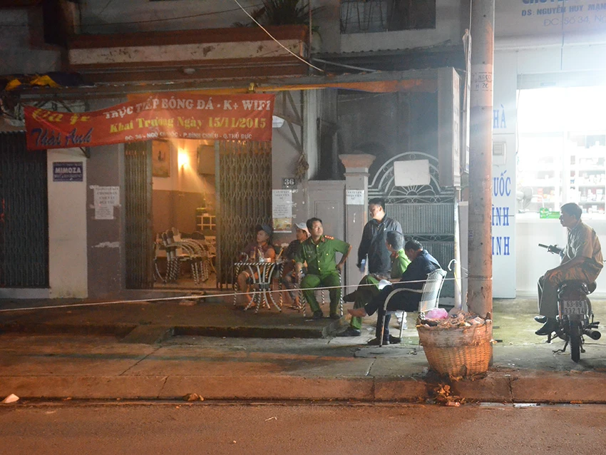 Xô xát tại quán cà phê, nam thanh niên bị đâm chết ảnh 1 Hiện trường vụ xô xát, đâm chết người tại quán cà phê
