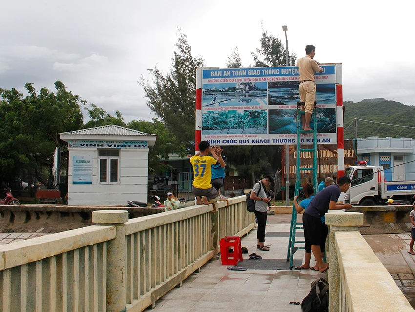 Ninh Thuận: Huy động toàn lực ứng phó bão Damrey ảnh 5 Ninh Thuận: Huy động toàn lực ứng phó bão Damrey ảnh 5