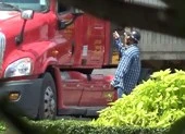 Điều tra: Cận cảnh ‘cò’ dẫn xe qua chốt CSGT