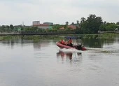 Tìm thấy thi thể người đàn ông nhảy cầu tại Bình Dương
