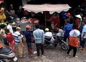 Đánh nhau 'giúp bạn', 2 thanh niên bị đâm gục tại chợ