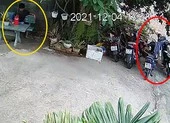 Trộm lấy xe cách người ngồi canh chỉ vài mét