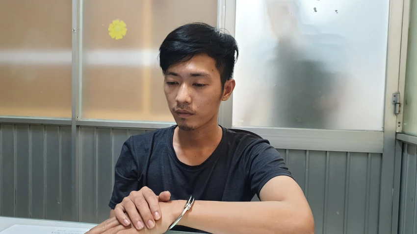 Thái tại cơ quan điều tra. Ảnh: NT Thái tại cơ quan điều tra. Ảnh: NT
