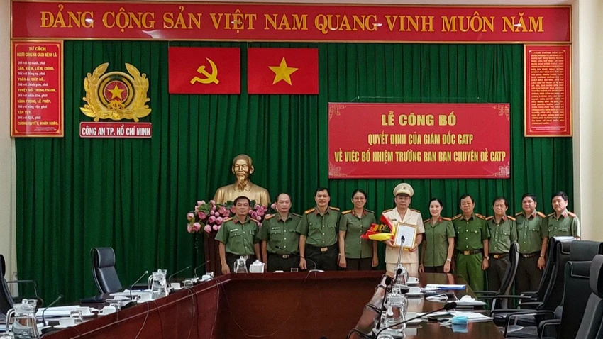 Đại tá Bùi Ngọc Giáp được điều động, bổ nhiệm nhiệm vụ mới tại Công an TP.HCM. Ảnh: CA Đại tá Bùi Ngọc Giáp được điều động, bổ nhiệm nhiệm vụ mới tại Công an TP.HCM. Ảnh: CA