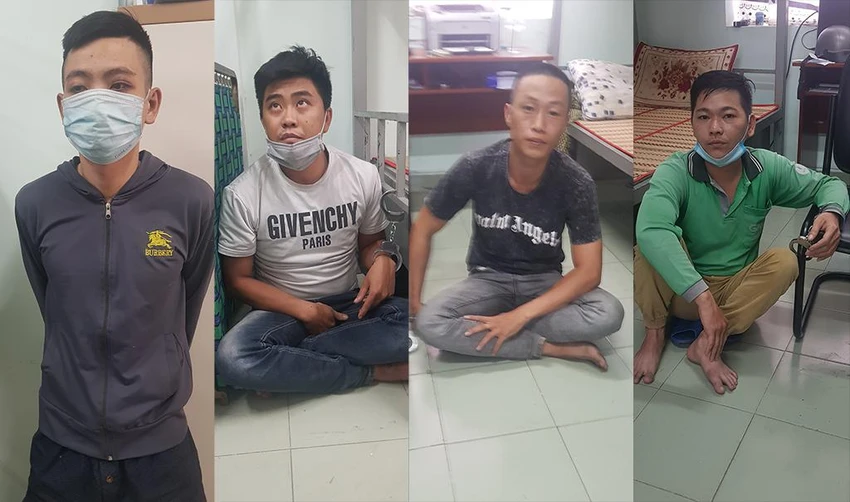 Tùng, Quý, Tuấn và Tài (từ trái qua) tại cơ quan điều tra. Ảnh: CA Tùng, Quý, Tuấn và Tài (từ trái qua) tại cơ quan điều tra. Ảnh: CA