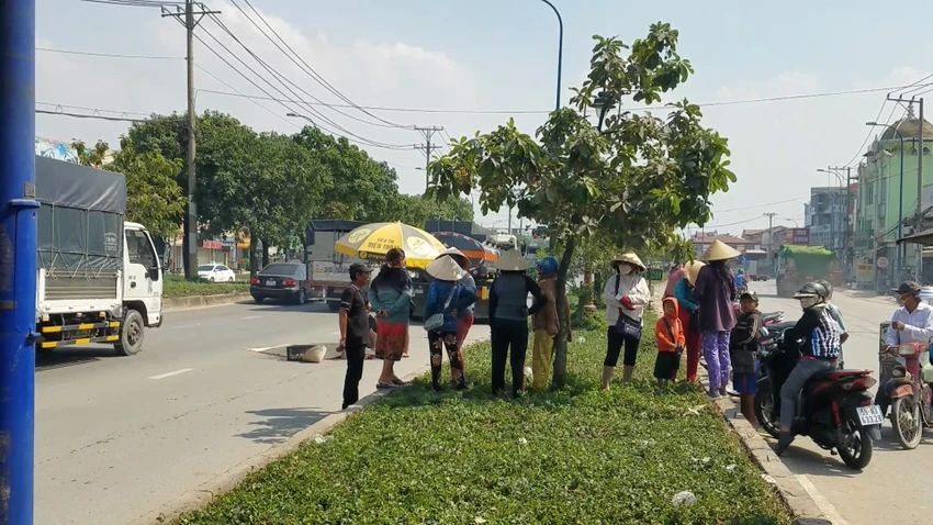 Theo người dân, cụ bà 70 tuổi thuê trọ, bán vé số ở khu vực. Ảnh: HT Theo người dân, cụ bà 70 tuổi thuê trọ, bán vé số ở khu vực. Ảnh: HT