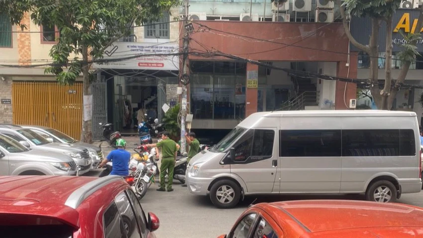 Công an khám xét 2 Cục Đăng kiểm Việt Nam ở TP.HCM và Hà Nội cong-an-tphcm-kham-dang-kiem-tphcm-va-ha-noi-2