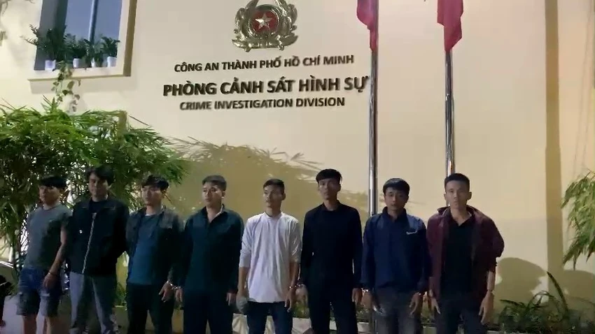 ‘Cài người’ vào công ty vận chuyển để trộm 2,3 tỉ tiền hàng trên container bang-trom-cai-nguoi-vao-cong-ty-van-chuyen-de-trom-container