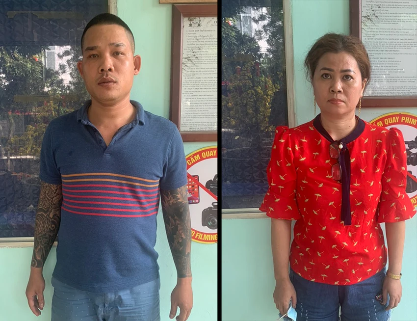 Hiếu (bên trái) và Chỉnh tại cơ quan điều tra. Ảnh: CA Hiếu (bên trái) và Chỉnh tại cơ quan điều tra. Ảnh: CA