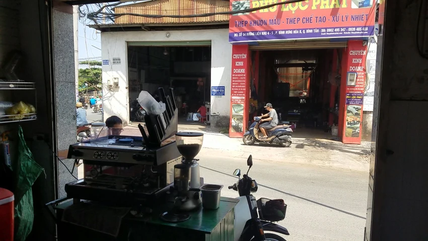 Cửa hàng nơi xảy ra vụ việc. Ảnh: HT Cửa hàng nơi xảy ra vụ việc. Ảnh: HT