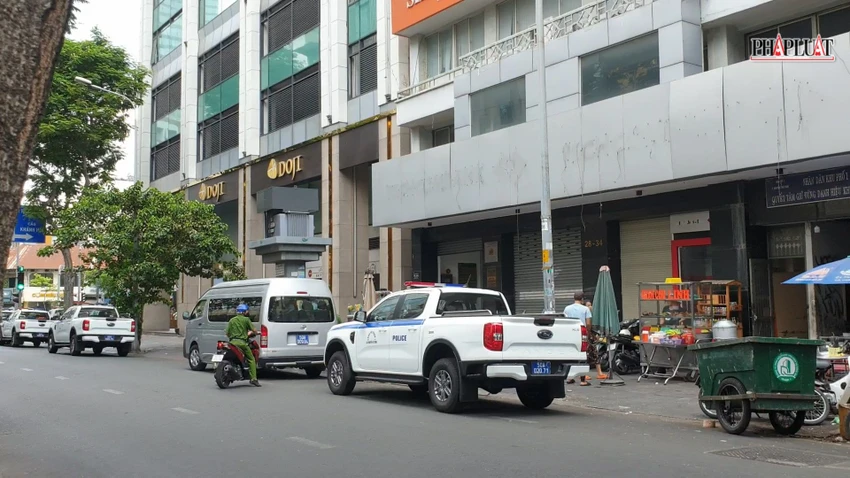 Đến trưa cùng ngày, việc kiểm tra vẫn tiếp tục được triển khai. Ảnh: NT Đến trưa cùng ngày, việc kiểm tra vẫn tiếp tục được triển khai. Ảnh: NT