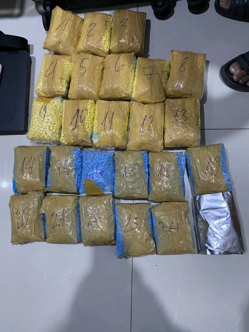 Thuốc lắc bị công an thu giữ. Ảnh: CA Thuốc lắc bị công an thu giữ. Ảnh: CA