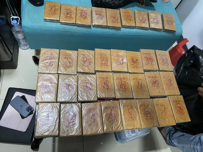 Số lượng lớn heroin bị công an phát hiện, thu giữ. Ảnh: CA Số lượng lớn heroin bị công an phát hiện, thu giữ. Ảnh: CA